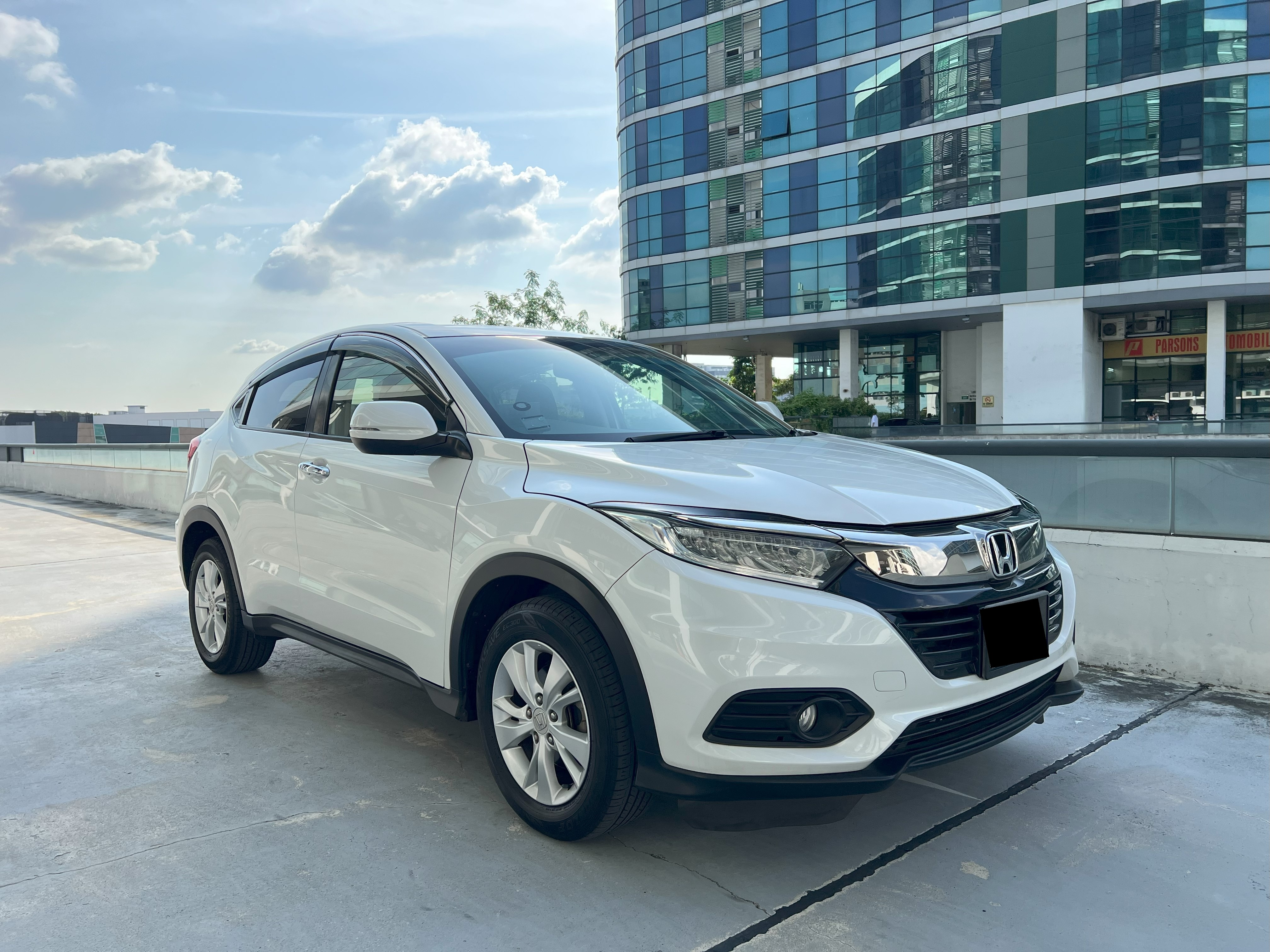 Honda Vezel 1.5X Auto