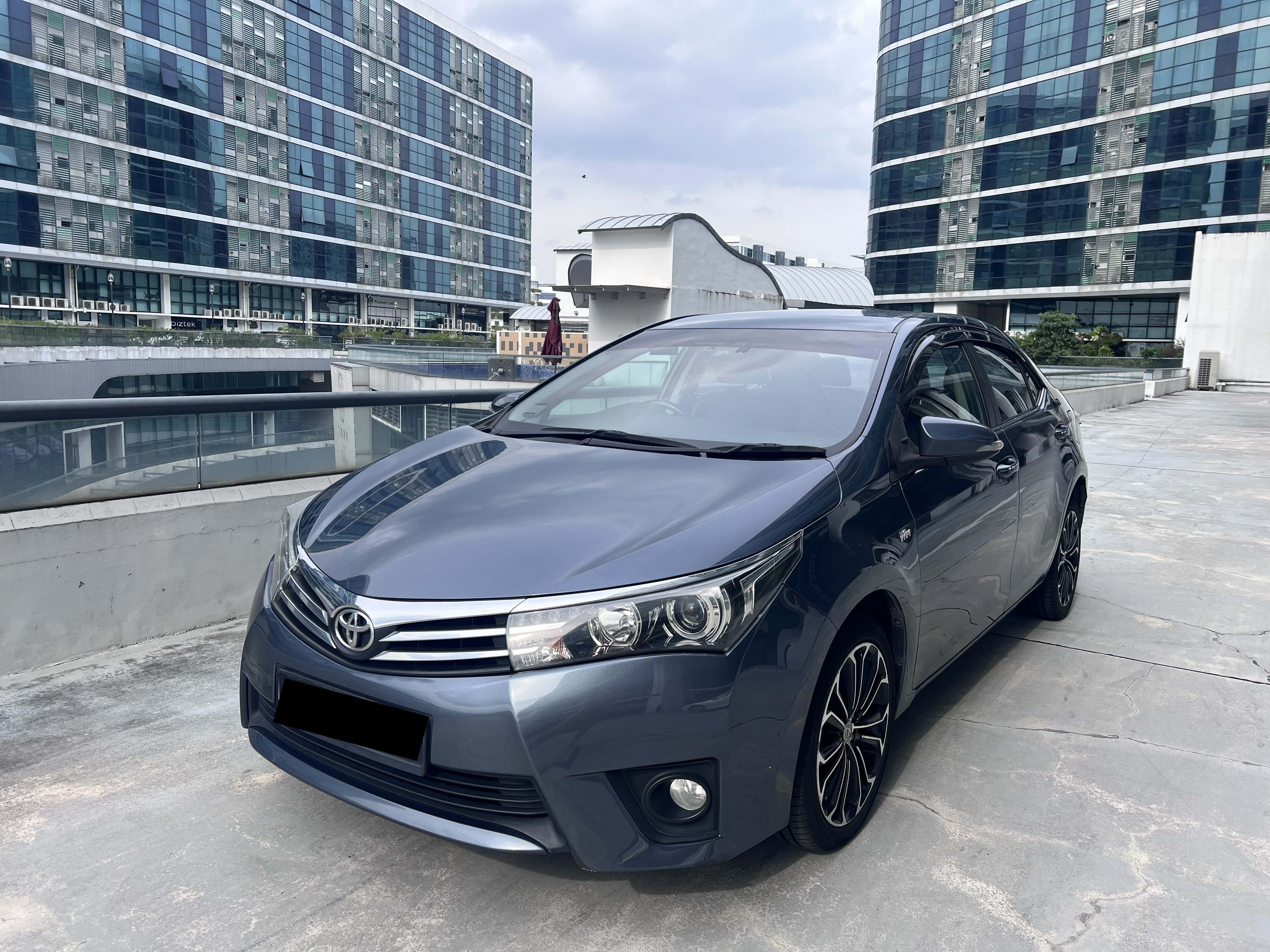 Toyota Altis 1.6 Auto