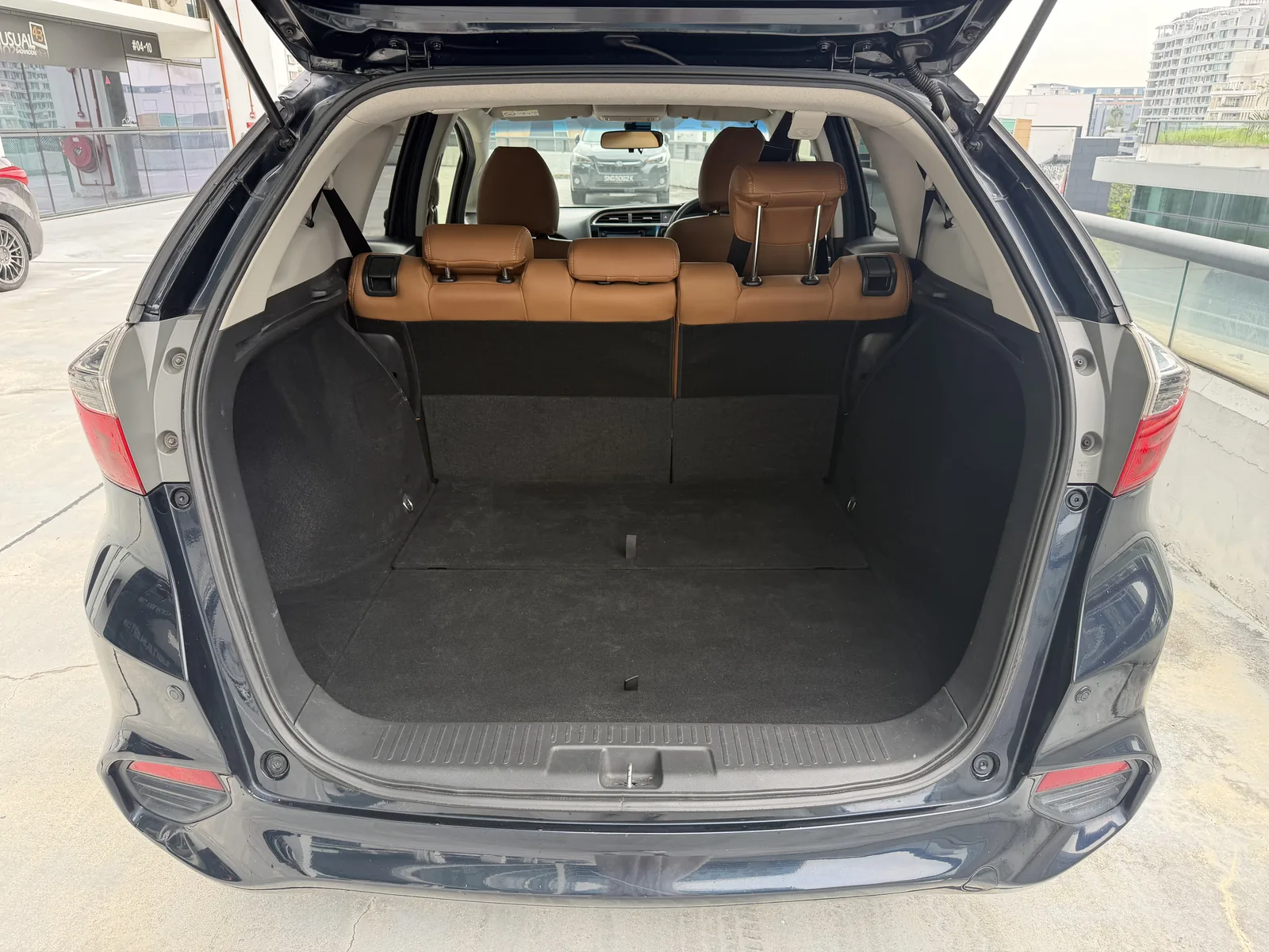 honda-shuttle-1-5g-auto-09